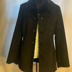 Appraisal black jacket faux suede with fur lining size S material 100% polyester